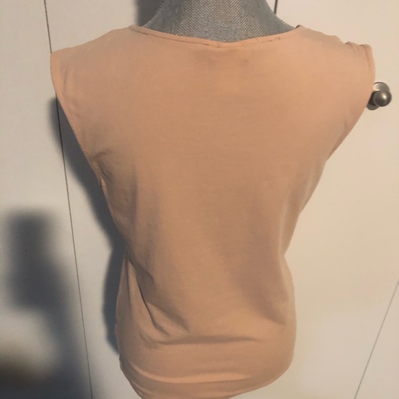 🕠 BASIC SLEEVELESS TOP BEIGE SIZE MED - Picture 3 of 6